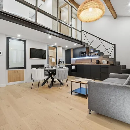 Le Rempart Duplex - Au Coeur Du Vieil Appartement